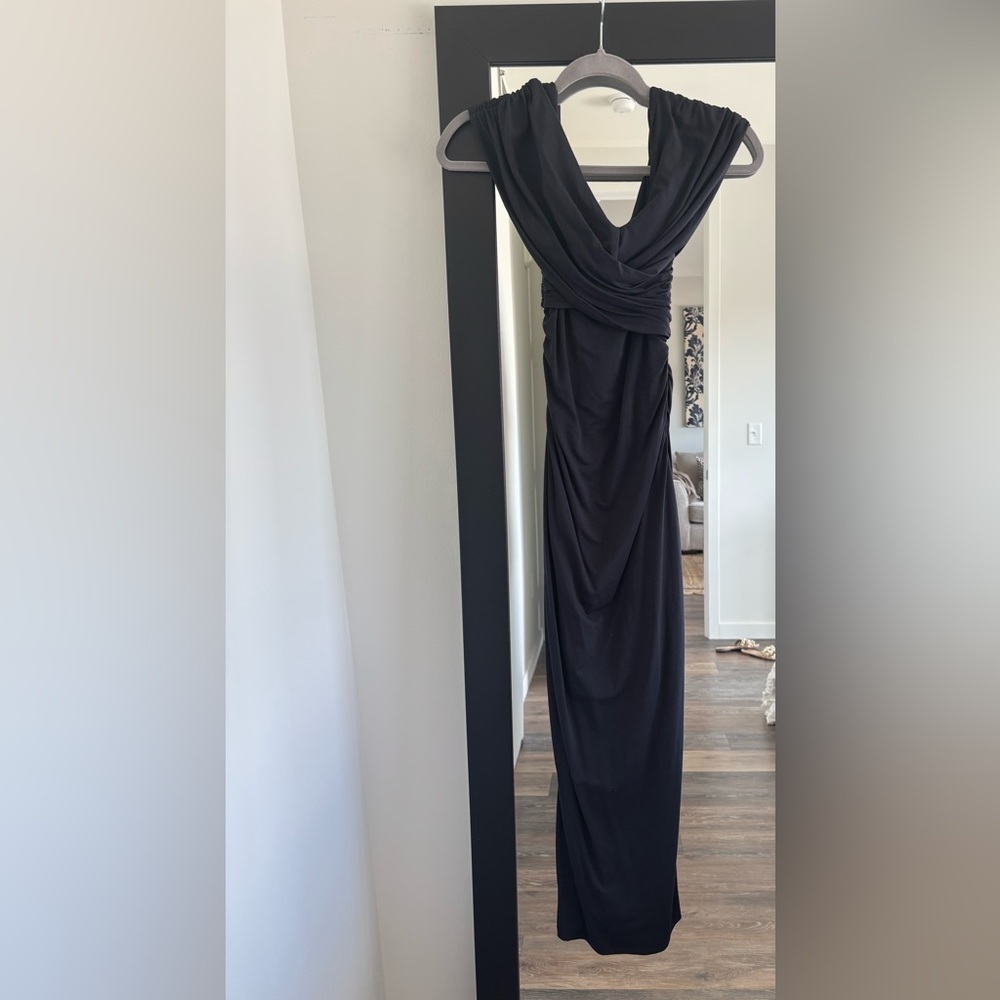 Abercrombie & Fitch Off-The-Shoulder Knit Midi Dress - Picture 6 of 7